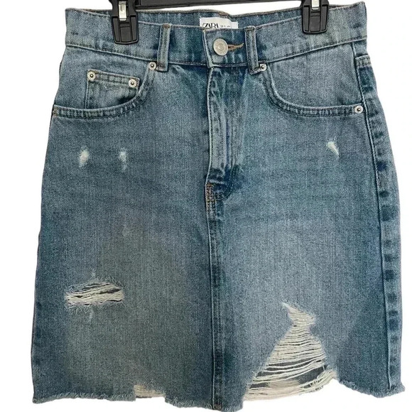 Zara Blue Denim Jean Skirt Size Small Distressed Mini Skirt 100% Cotton Fitted - Picture 2 of 7